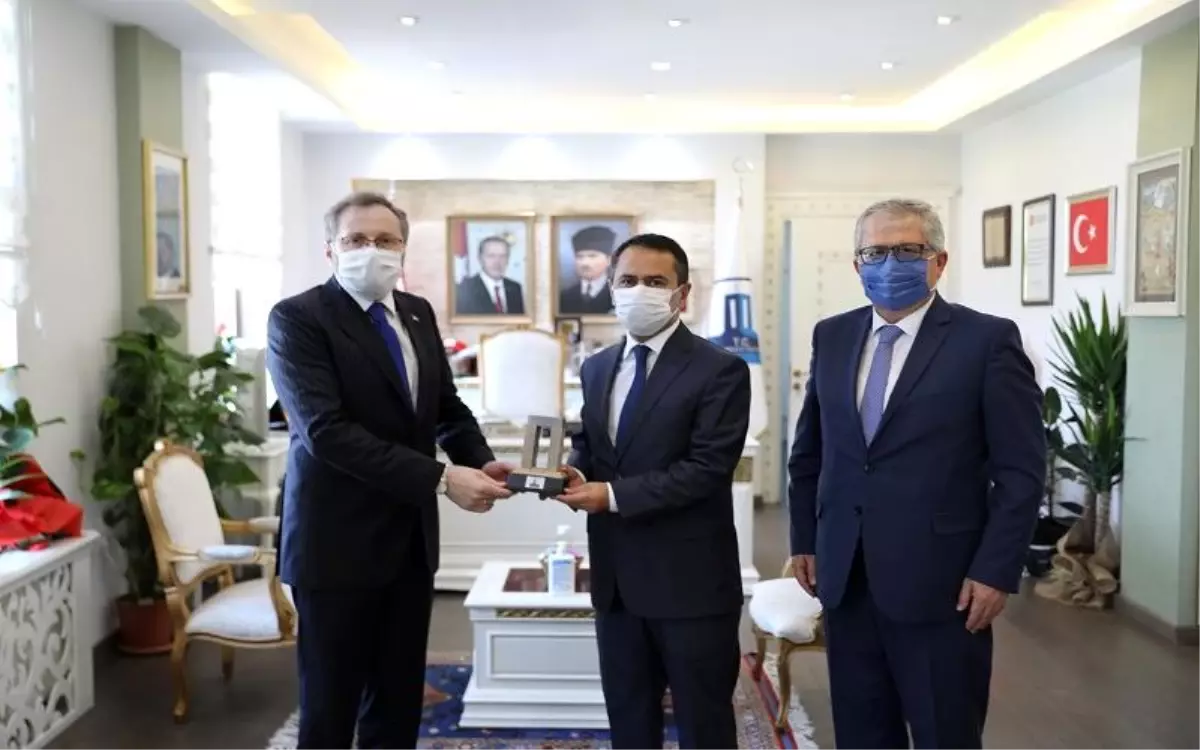 Diyanet İşleri Başkan Yardımcısı Doç. Dr. Selim Argun, Vali İlhami AKTAŞ' ı Ziyaret Etti