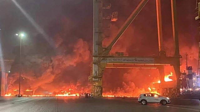Dubai'de büyük patlama! Alevler gökyüzünü aydınlattı