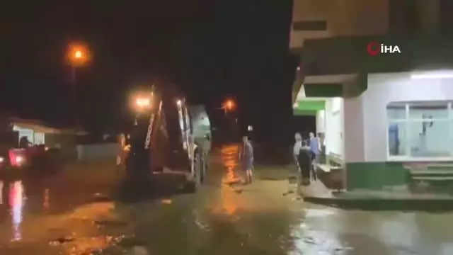 duzce de siddetli yagmur su taskinlarina neden oldu haberler