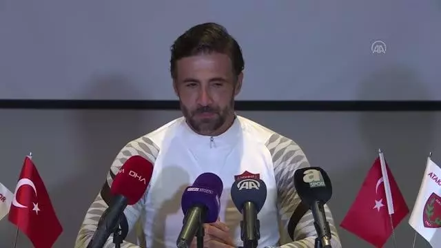 Hatayspor Teknik Direktörü Ömer Erdoğan: 'Keyif veren futbol izlettirmek istiyoruz'