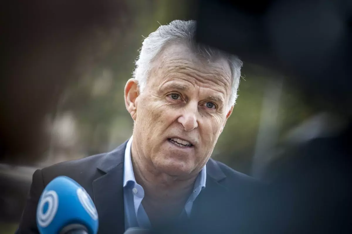 Son dakika gündem: Hollandalı ünlü gazeteci Peter R de ...