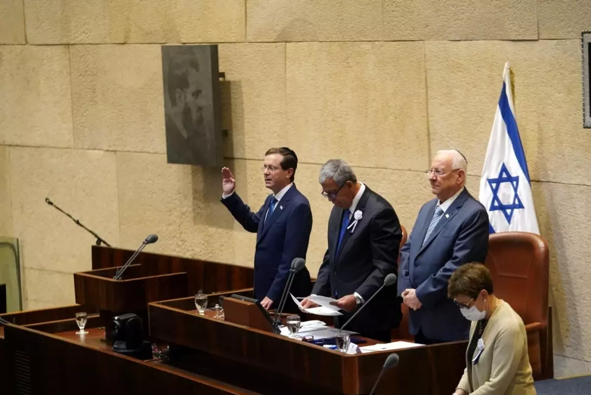 Isaac Herzog İsrail'in 11. Cumhurbaşkanı olarak yemin ettiHerzog: 'Umudu yeniden inşa etmeye çalışacağım'