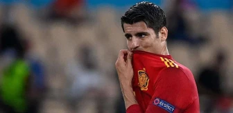 İtalya maçında penaltı kaçıran İspanyol golcü Morata'ya ölüm tehditleri yağdı! Eşi gelen mesajlara isyan etti