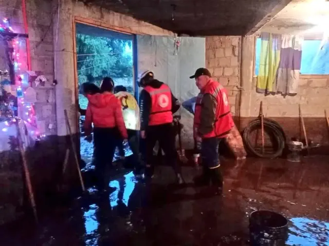 Meksika'yı sel vurdu: 7 ölü