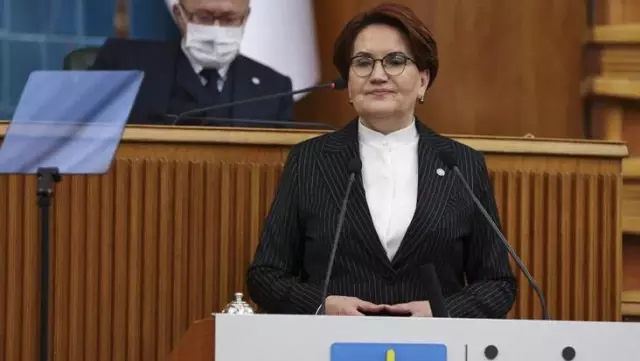 Espor sektörü, İYİ Parti gündeminde! Meral Akşener, ''Bir klişe son bulacak'' deyip Türk sporculara destek verdi Espor sektörü, İYİ Parti gündeminde! Meral Akşener, ''Bir klişe son bulacak'' deyip Türk sporculara destek verdi