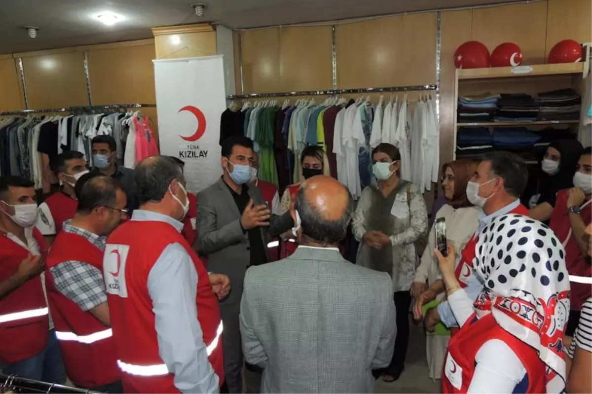 Türk Kızılay Diyarbakır Yenişehir Şubesi'nin İhtiyaç Sahiplerine Yönelik Giyim Mağazasının Açılışı Yapıldı