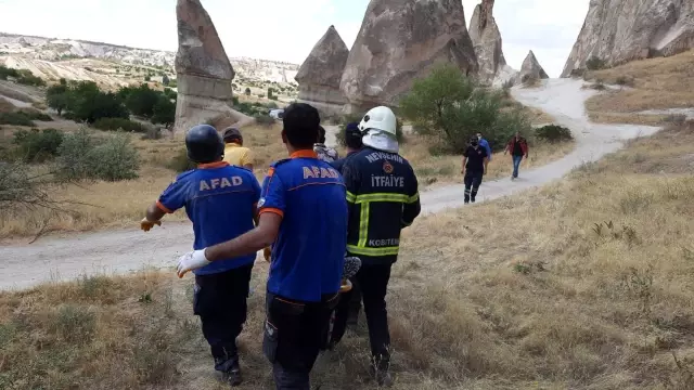 Kayalıklara sıkışan turisti AFAD ekipleri kurtardı