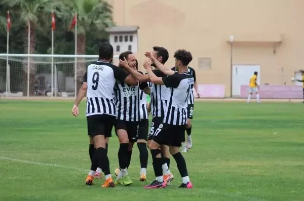 Aliağa FK ve Kuşadasıspor finalde rakip