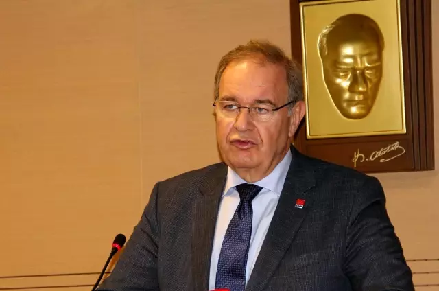 CHP Ekonomi Masası heyeti Giresun'da iş adamlarıyla bir araya geldi
