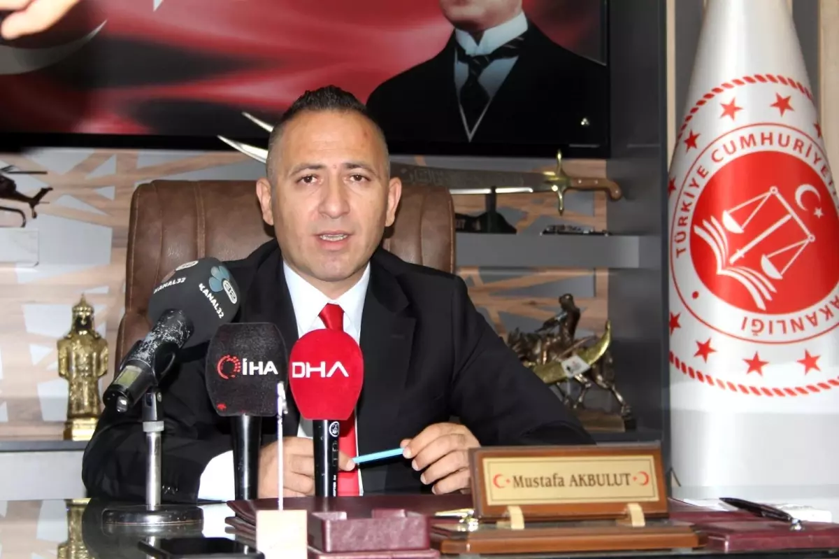 Isparta Cumhuriyet Başsavcısı Akbulut: 'FETÖ'nün yabancı unsurlara casusluk yaptığını ve uzunca bir süre silahlı darbe girişimine hazırlandıklarını...