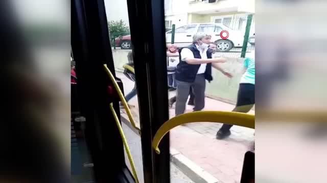 otobus soforu tartistigi yolcuyu boyle dovdu 3 14254419 o