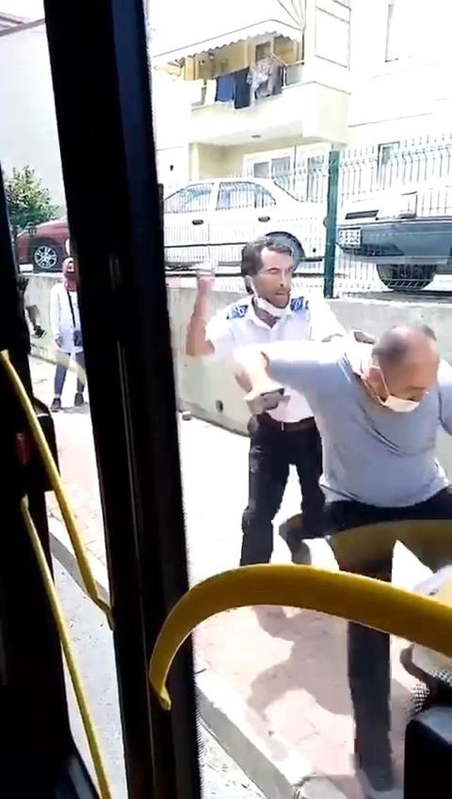 otobus soforu tartistigi yolcuyu dovdu 14254419 o