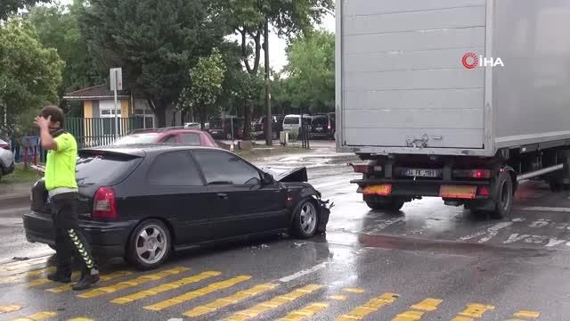otomobil tira carpti 2 yarali 14252749 o