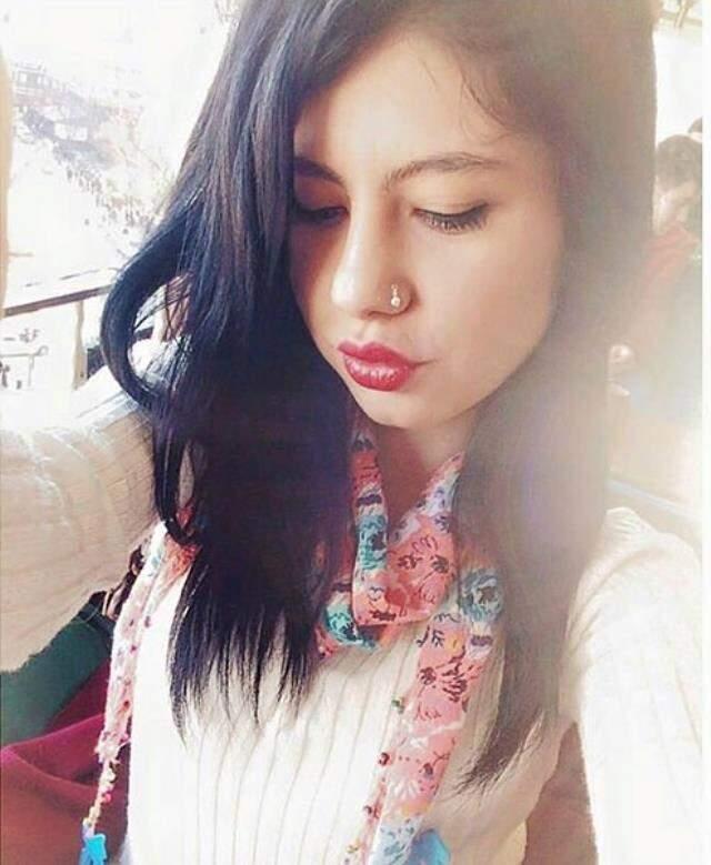 Sıla Aydın, Tosuncuk'u gıyabında boşadı! Aylık bin lira nafaka alacak Sıla Aydın, Tosuncuk'u gıyabında boşadı! Aylık bin lira nafaka alacak