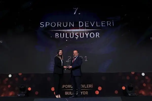 SPOR Sporun en iyileri ödüllendirildi 5 SPOR Sporun en iyileri ödüllendirildi