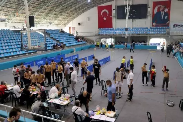 Tarihi Kırkpınar Yağlı Güreşleri yarın başlıyor