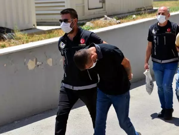 ADANA BONZAİYİ TUVALETE DÖKERKEN YAKALANDI