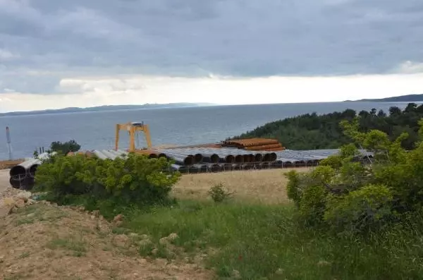 BOTAŞ'TAN SAROS FSRU'DA DENİZE ZİFT AKITILDIĞI İDDİASINA YALANLAMA