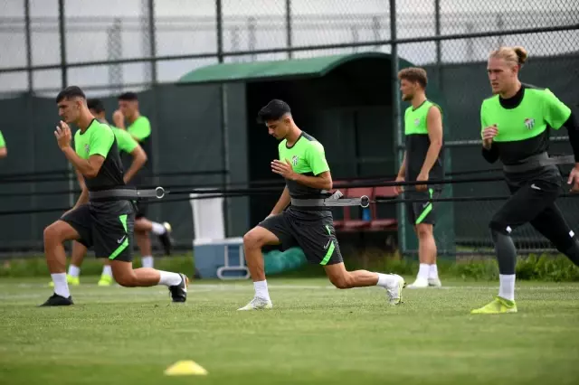 Bursaspor'da yeni sezon hazırlıkları Afyon'da devam ediyor Sakatlanan Eren Güler'in durumu MR'dan sonra belli olacak
