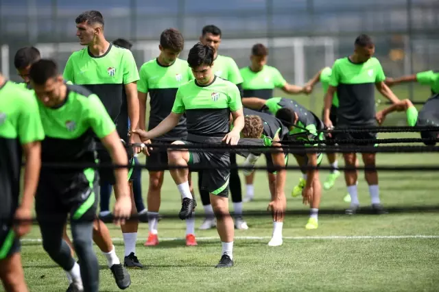 Bursaspor'da yeni sezon hazırlıkları Afyon'da devam ediyor Sakatlanan Eren Güler'in durumu MR'dan sonra belli olacak