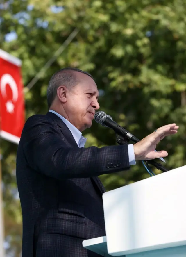 Cumhurbaşkanı Recep Tayyip Erdoğan: Asıl KCK'sıyla, PKK'sıyla, PYD'siyle, HDP'siyle hep birlikte Kürt kardeşlerimin kanını sömüren, duygularını...