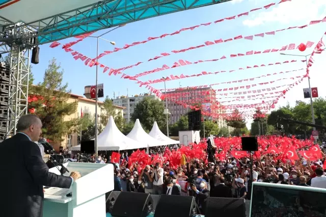 Cumhurbaşkanı Recep Tayyip Erdoğan: Asıl KCK'sıyla, PKK'sıyla, PYD'siyle, HDP'siyle hep birlikte Kürt kardeşlerimin kanını sömüren, duygularını...