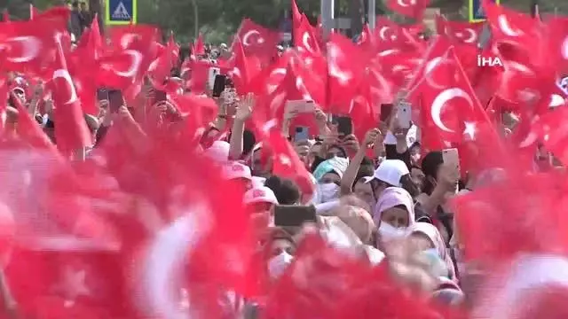 Cumhurbaşkanı Recep Tayyip Erdoğan: Asıl KCK'sıyla, PKK'sıyla, PYD'siyle, HDP'siyle hep birlikte Kürt kardeşlerimin kanını sömüren, duygularını...