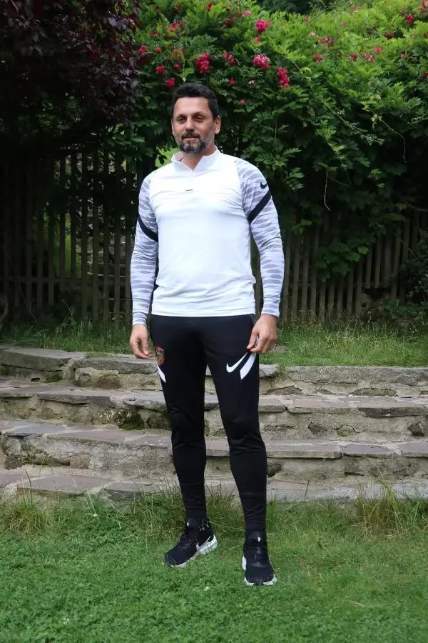 Gaziantep Teknik Direktörü Erol Bulut, 5-6 transfer daha yapacaklarını belirtti