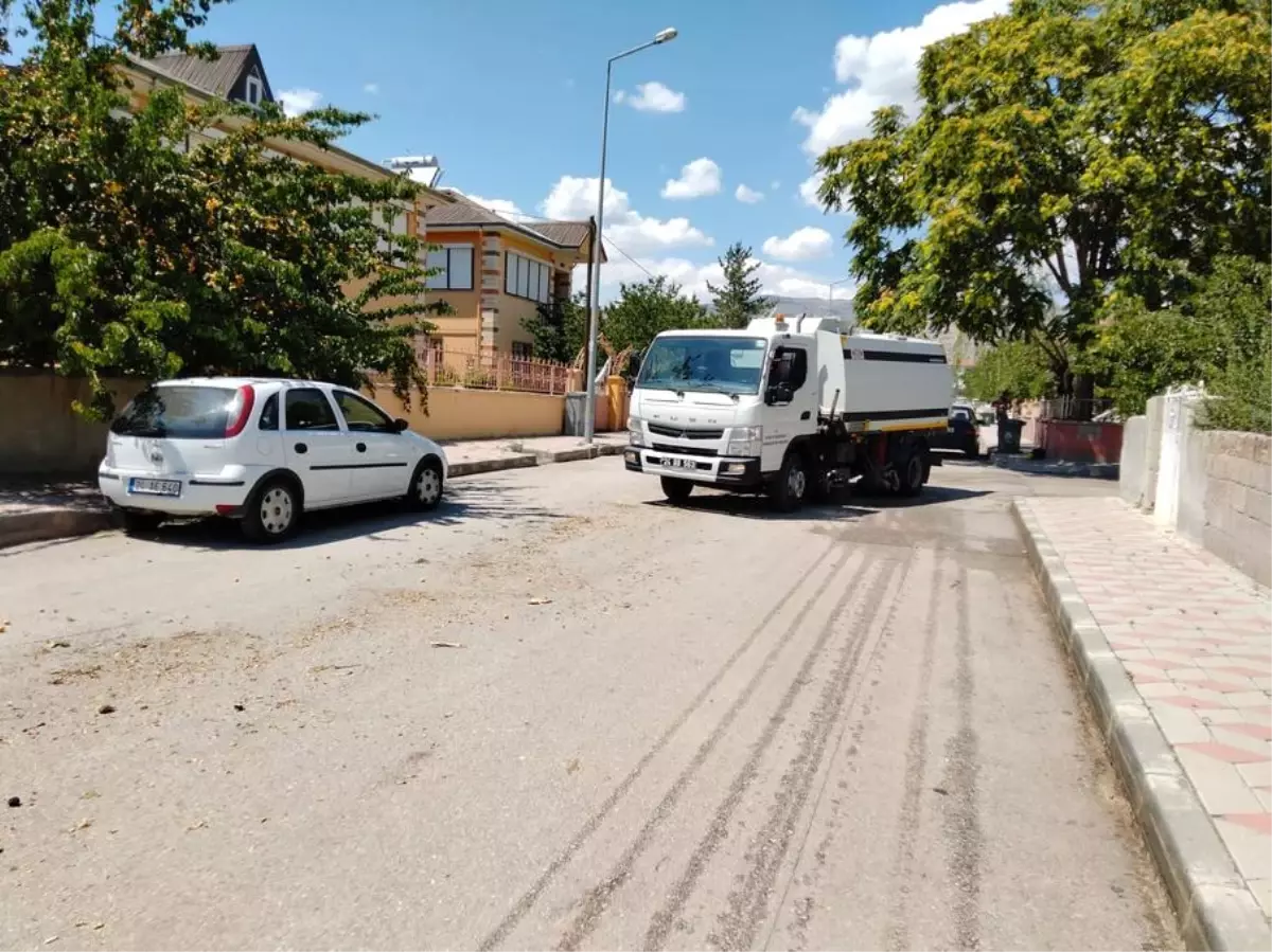 Erzincan köşe bucak temizleniyor