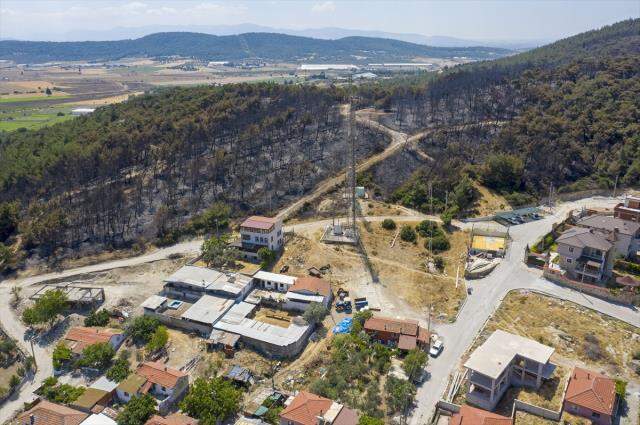Foça'daki yangını, oyun oynayan iki çocuğun çıkardığı iddia edildi