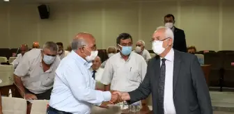 Karabağlar: Karabağlar Belediyesi bölgesel muhtarlar toplantısının 3.'sü gerçekleştirildi Karabağlar: Karabağlar Belediyesi bölgesel muhtarlar toplantısının 3.'sü gerçekleştirildi