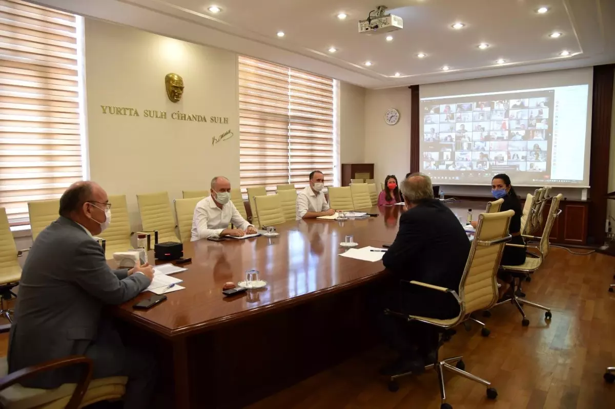 Son dakika haber | Manisa'da değeri 8 milyar 705 milyon lira olan 406 kamu yatırımı projesi uygulanıyor