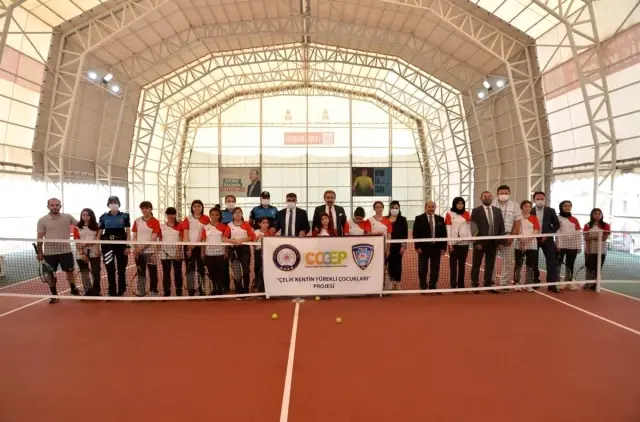TDP'den yeni proje ile gençlere tenis eğitimi verildi