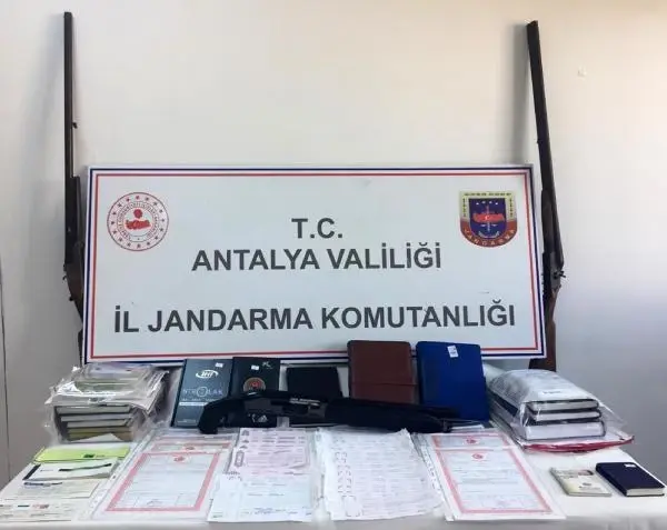 Son dakika haberi! Antalya'daki 'tefecilik' operasyonunda 17 tutuklama