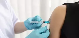 Aşı yaşı kaça düştü? Türkiye'de aşılanma yaşı kaça indi?