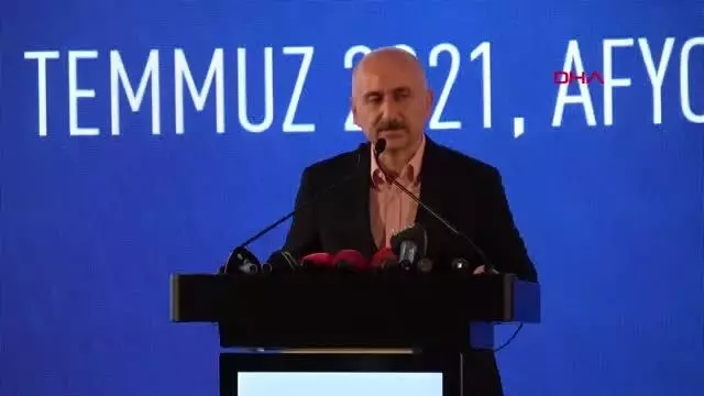 BAKAN KARAİSMAİLOĞLU: İSTANBUL BOĞAZI'NDAN YILDA 43 BİN GEMİ GEÇİYOR