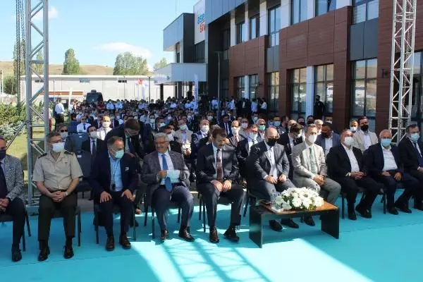 Son dakika haberleri! BAKAN VARANK: VİZYONSUZ BİR MUHALEFETİMİZ VAR
