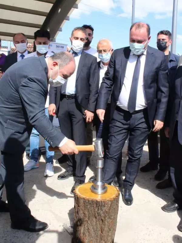 Son dakika haberleri! BAKAN VARANK: VİZYONSUZ BİR MUHALEFETİMİZ VAR