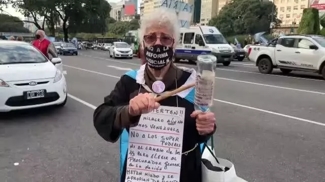 Son dakika! BUENOS AIRES - Arjantin'in bağımsızlık gününde hükümet karşıtı protestolar düzenlendi