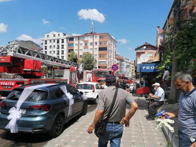 devraldigi lokantanin tabelasini bile 11 14258431 o