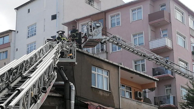 devraldigi lokantanin tabelasini bile 6 14258431 o