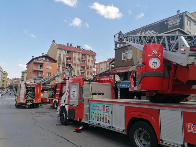 devraldigi lokantanin tabelasini bile 8 14258431 o