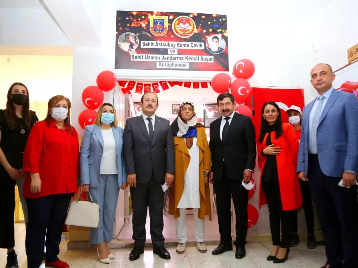 KAYMAKAM ÇEŞME İLKOKULU-İMAMHATİP ORTAOKULUNDA ŞEHİT ESMA ÇEVİK VE ŞEHİT KEMAL SAYAR KÜTÜPHANESİNİN AÇILIŞI GERÇEKLEŞTİRİLDİ