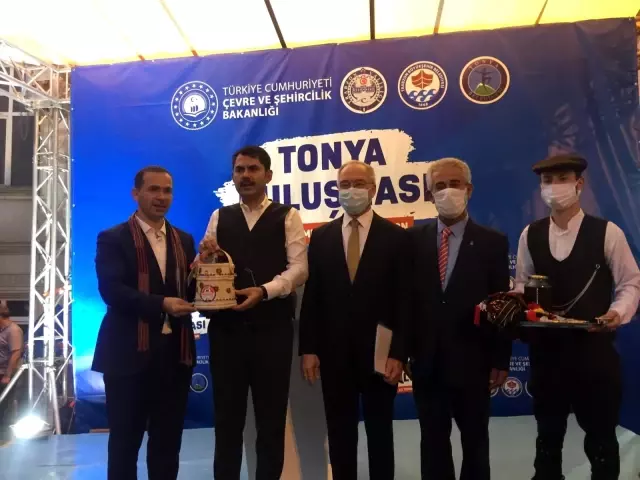 Son dakika haberi... Bakan Kurum, Öztürk ve Lermioğlu çiftinin nikah törenine katıldı