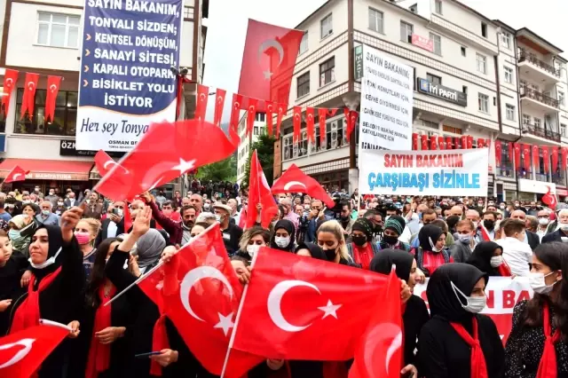 Son dakika haberi... Bakan Kurum, Öztürk ve Lermioğlu çiftinin nikah törenine katıldı