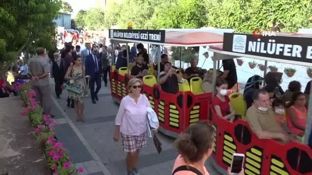 Küçük Venedik'te çiçek şenliği