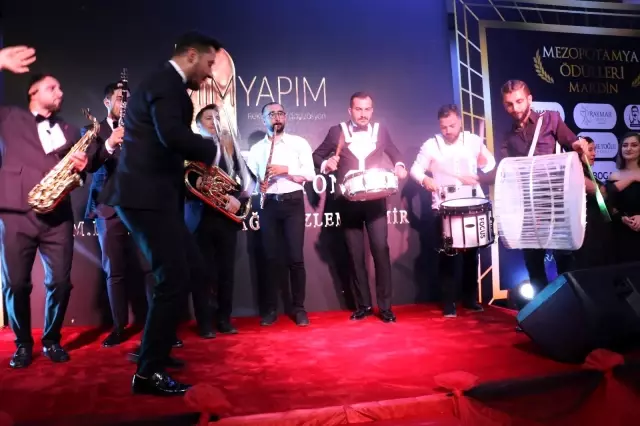 Mezopotamya ödülleri coşkulu törenle sahiplerini buldu