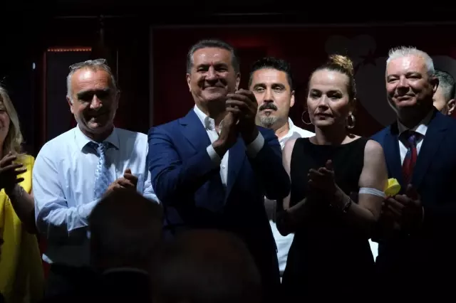 TDP Genel Başkanı Sarıgül, partisinin Manisa 1. Olağan Kongresi'ne katıldı