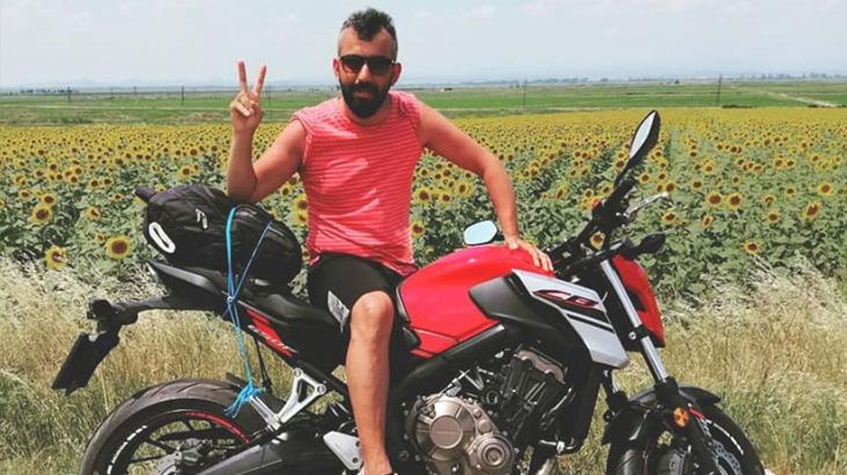 Tatil hayaliyle yola çıkan motosikletli genç, feci kazada can verdi