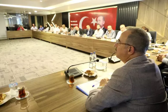 AK Parti'den İzmir'de yoğun hafta sonu mesaisi